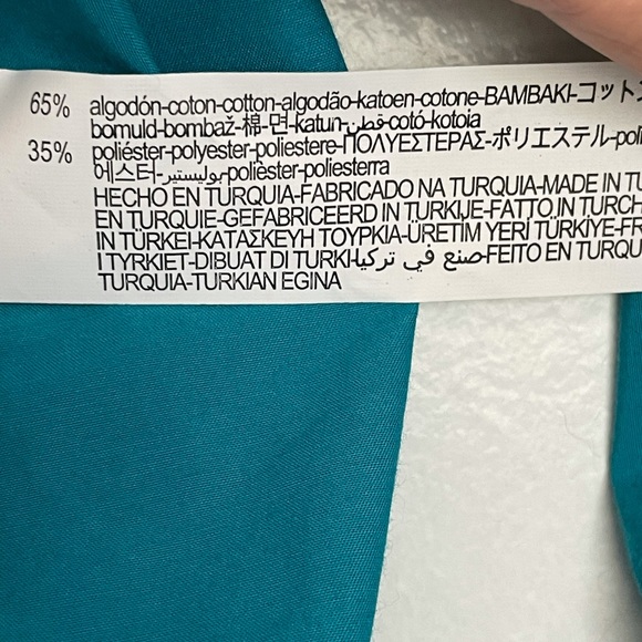 NWT ZARA 2020 Blouse with puffed sleeves - Picture 4 of 5